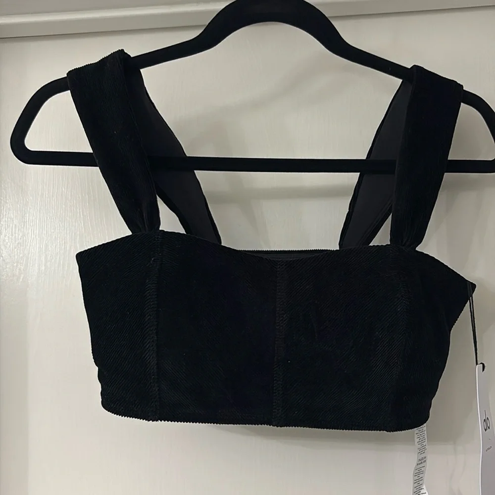 Women ALO YOGA Micro Corduroy Winter Break Bra in black Size small